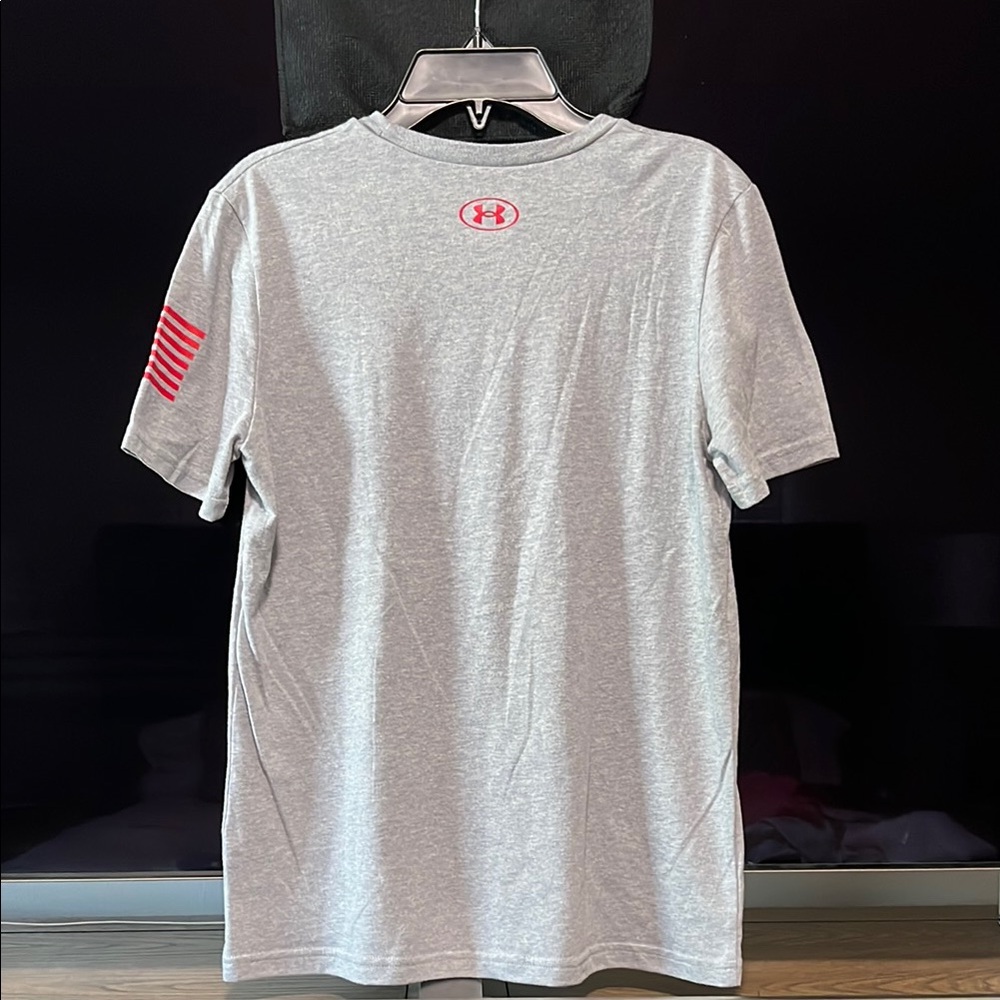 UNDER ARMOUR - 🇺🇸 Teen HeatGear Gray Shirt - Picture 4 of 5